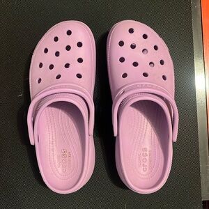 W 10 purple platformed crocs